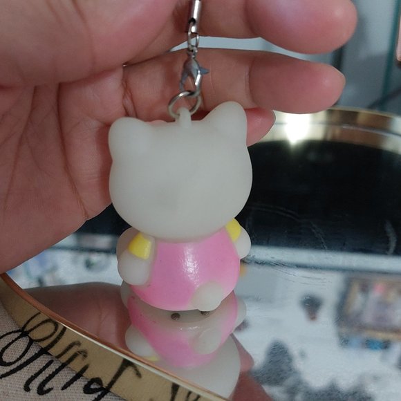 Hello Kitty Handbag Phone Charm Key chain Accessory Pink Yellow White Cute - Picture 3 of 4